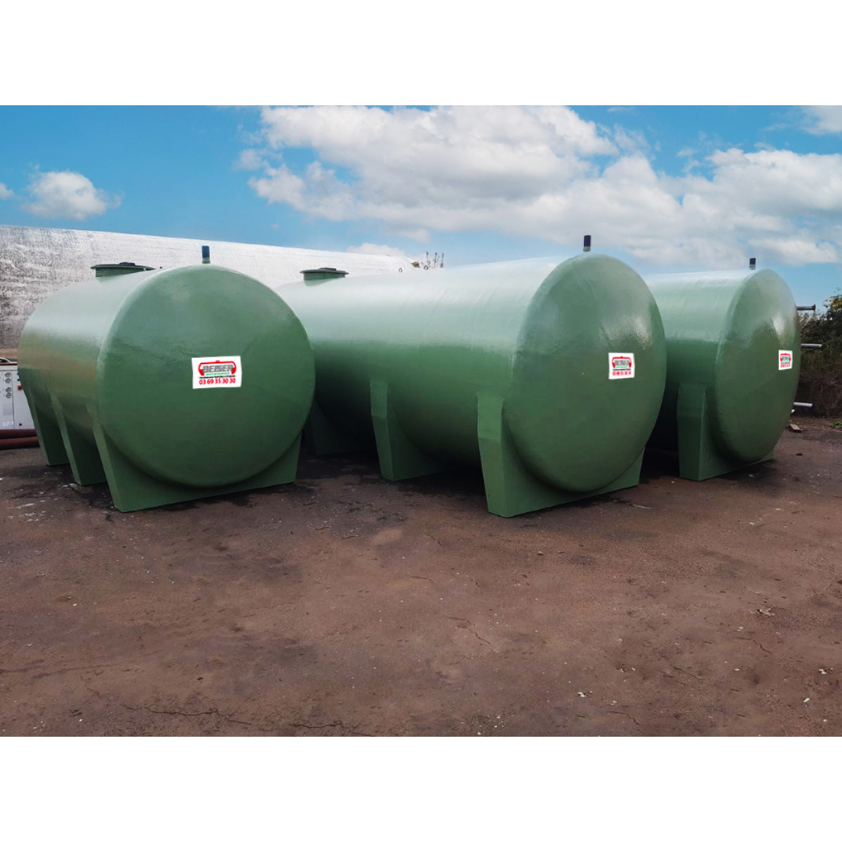 Polyester tank, 5000L | Polyester tanks | Liquid fertilizer storage ...