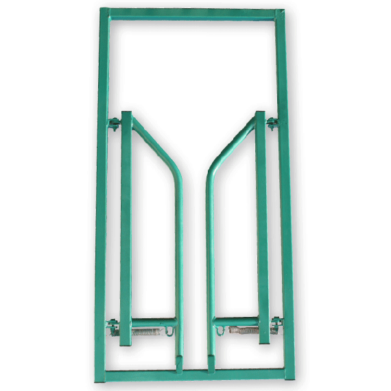 Back gate of the cattle chute or crate with back stop  